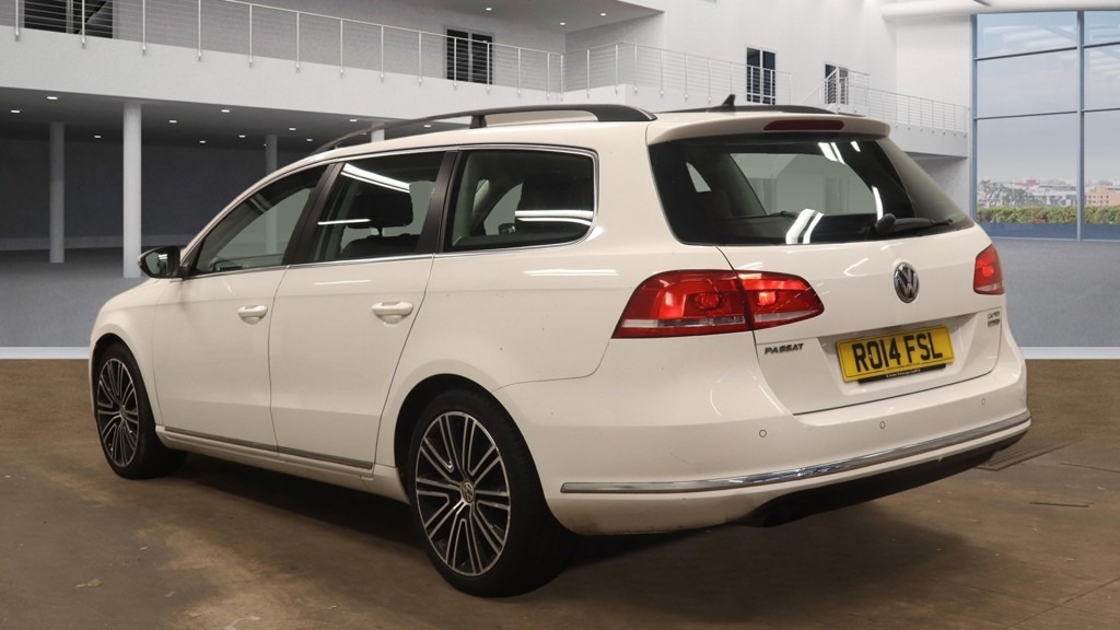 Used Volkswagen Passat 2014 for sale - 77802625: Photo 2