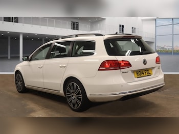 Used Volkswagen Passat 2014 for sale - 77802625: Photo