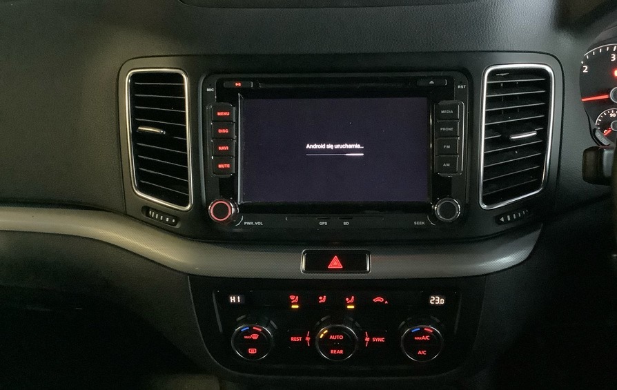 Used Volkswagen Sharan 2013 for sale - 77207215: Photo 9