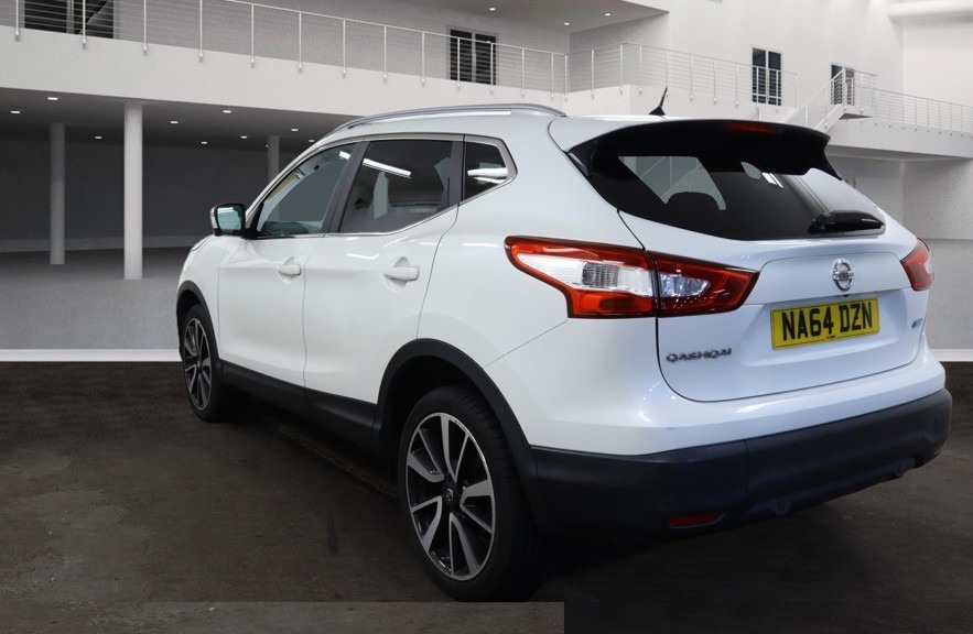 Used Nissan Qashqai 2014 for sale - 77872174: Photo 2