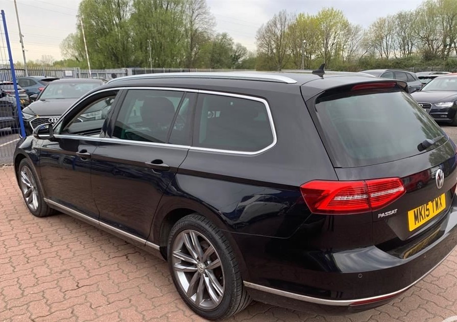 Used Volkswagen Passat 2015 for sale - 78197143: Photo 2