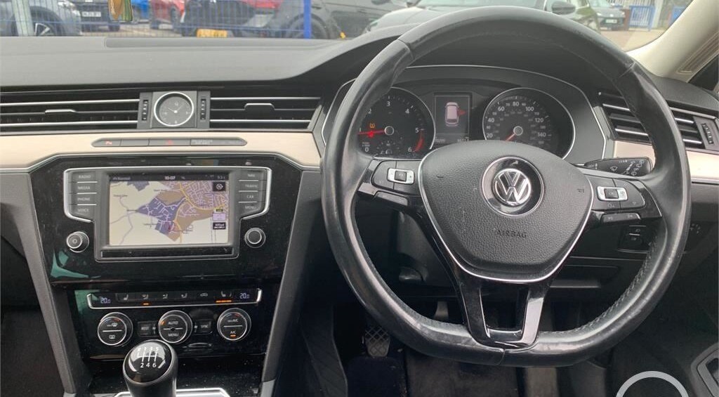 Used Volkswagen Passat 2015 for sale - 78197143: Photo 3