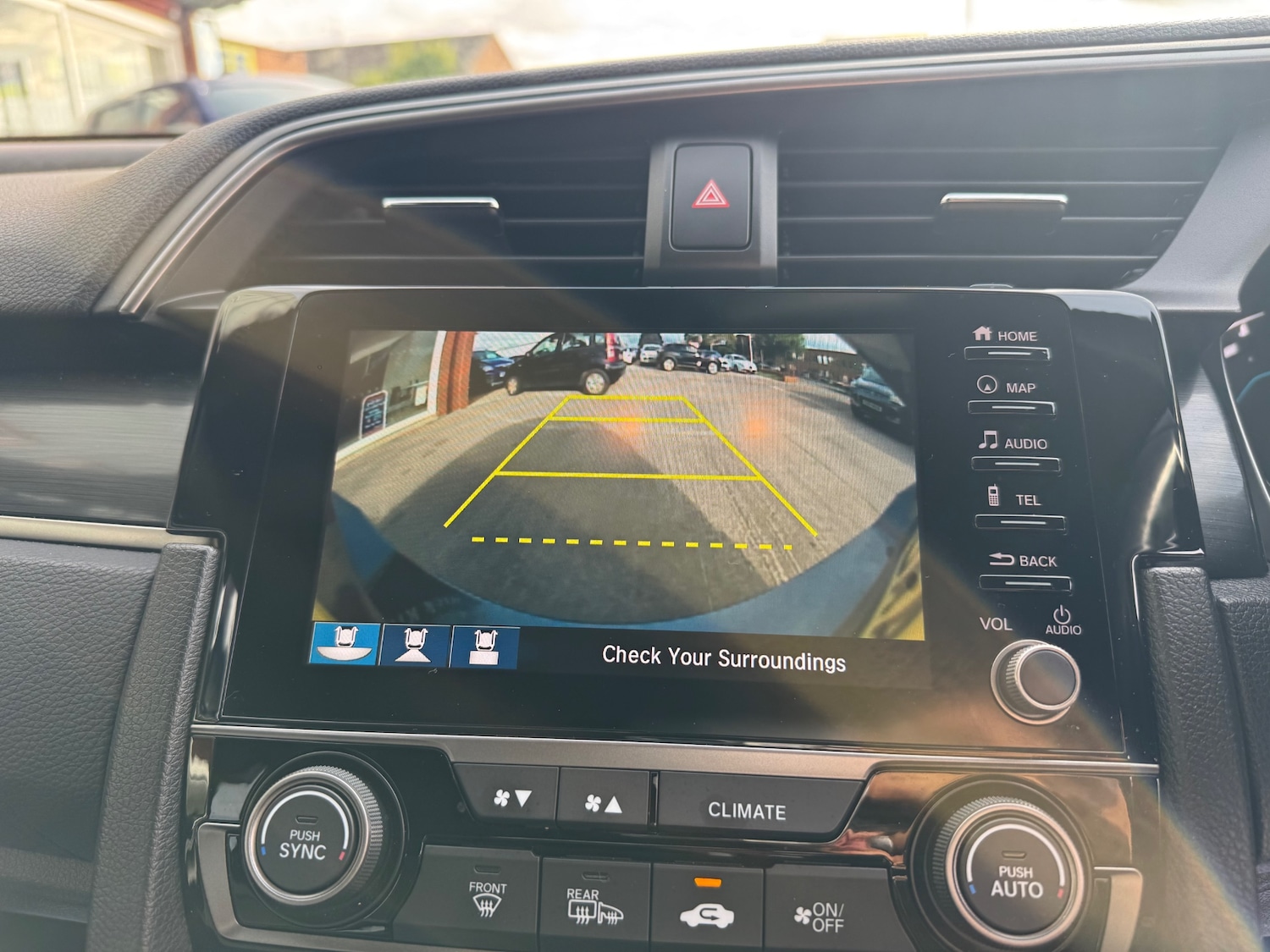 Used Honda Civic 2020 for sale - 75891280: Photo 24