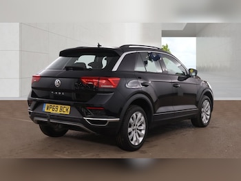 Used Volkswagen T-Roc 2019 for sale - 78568549: Photo