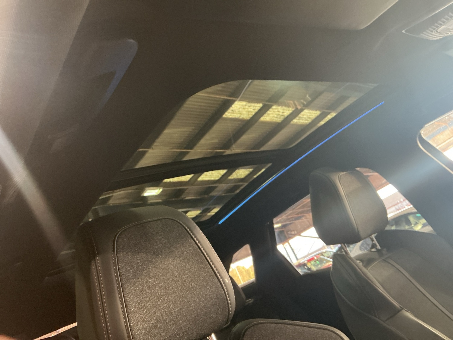 Used Peugeot 3008 2018 for sale - 76207382: Photo 3