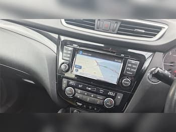 Used Nissan Qashqai 2017 for sale - 79537131: Photo