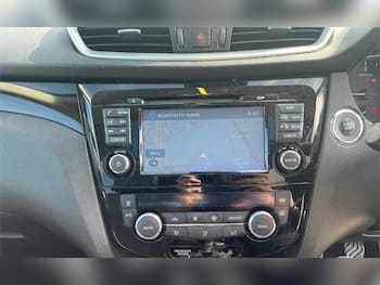 Used Nissan Qashqai 2016 for sale - 79617057: Photo