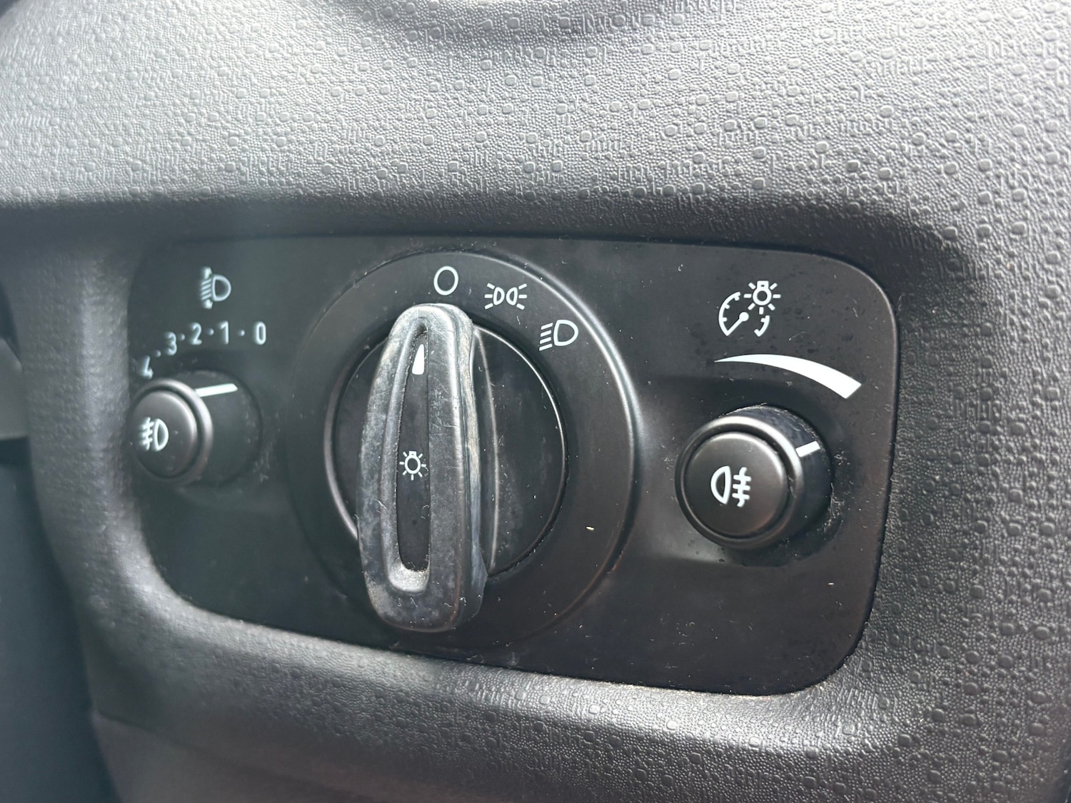 Used Ford Fiesta 2014 for sale - 77337923: Photo 19