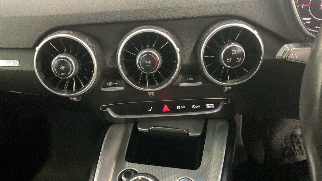 Used Audi TT 2015 for sale - 76720109: Photo 9