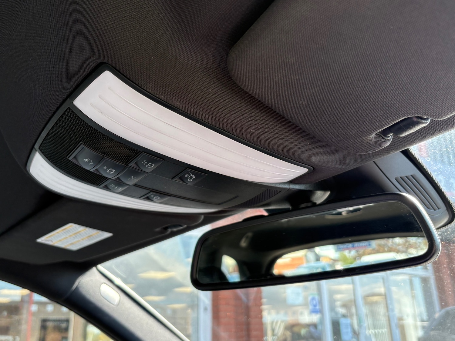 Used Mercedes-Benz E Class 2011 for sale - 76116693: Photo 22