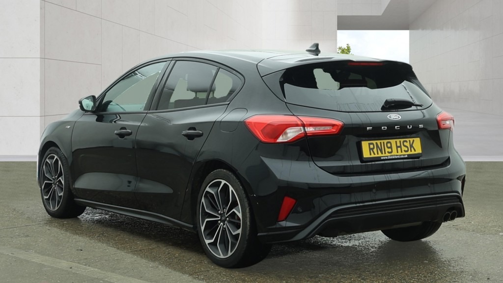 Used Ford Focus 2019 for sale - 78122204: Photo 2