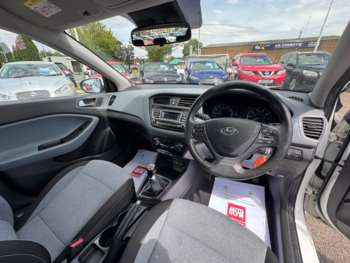 Used Hyundai i20 2016 for sale - 75108070: Photo