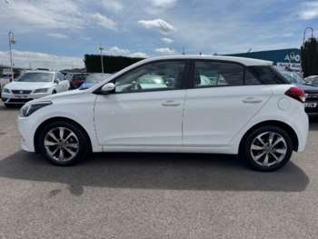 Used Hyundai i20 2016 for sale - 75108070: Photo