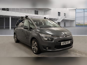 2016 (16) - 2.0 BlueHDi Exclusive+ 5dr ++ PANROOF / NAV / 7 SEATS / 35 TAX / ULEZ ++