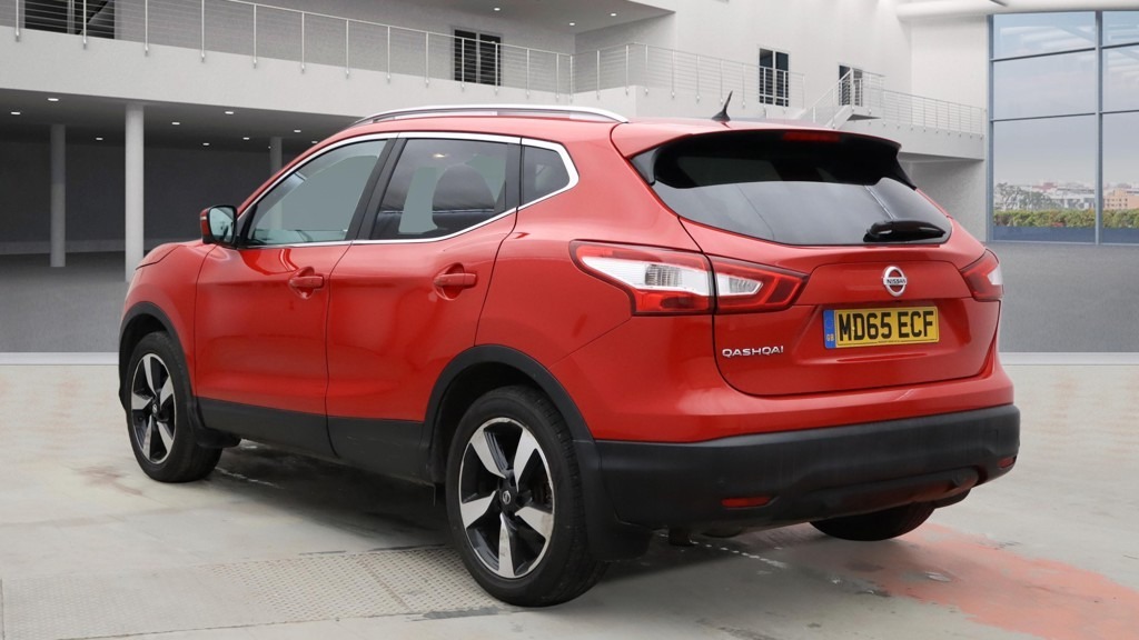 Used Nissan Qashqai 2015 for sale - 77077454: Photo 2