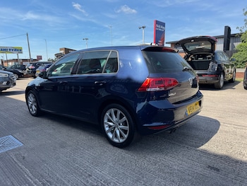 Used Volkswagen Golf 2014 for sale - 79128444: Photo