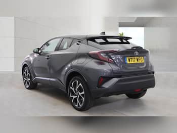 Used Toyota C-HR 2017 for sale - 79515111: Photo