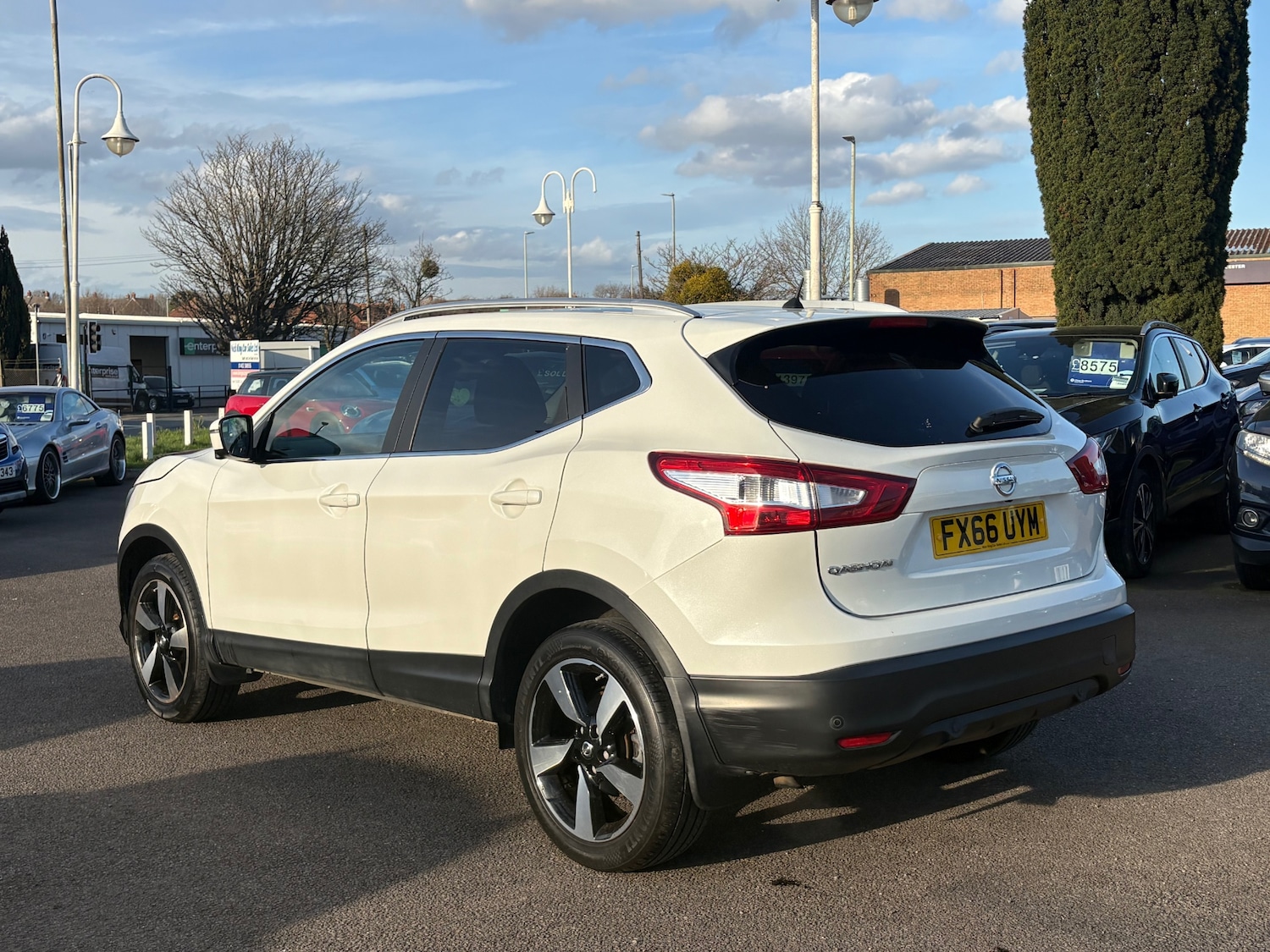Used Nissan Qashqai 2016 for sale - 76288361: Photo 16
