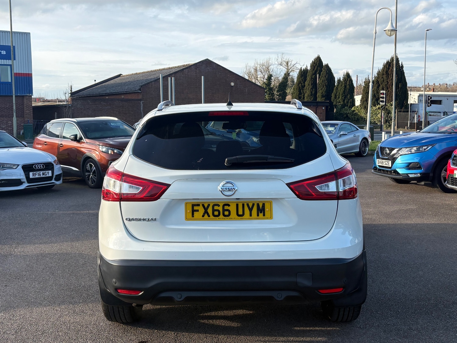 Used Nissan Qashqai 2016 for sale - 76288361: Photo 17
