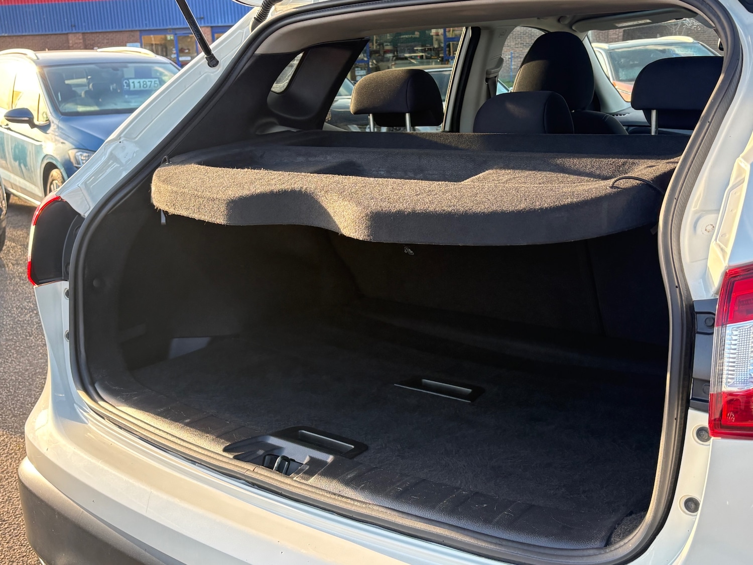 Used Nissan Qashqai 2016 for sale - 76288361: Photo 24