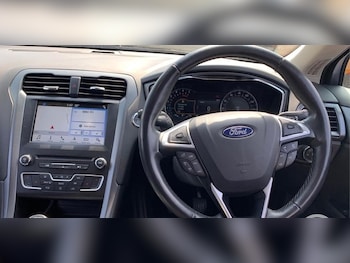 Used Ford Mondeo 2017 for sale - 79405645: Photo