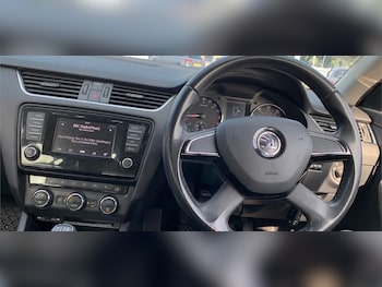 Used Skoda Octavia 2013 for sale - 75567374: Photo