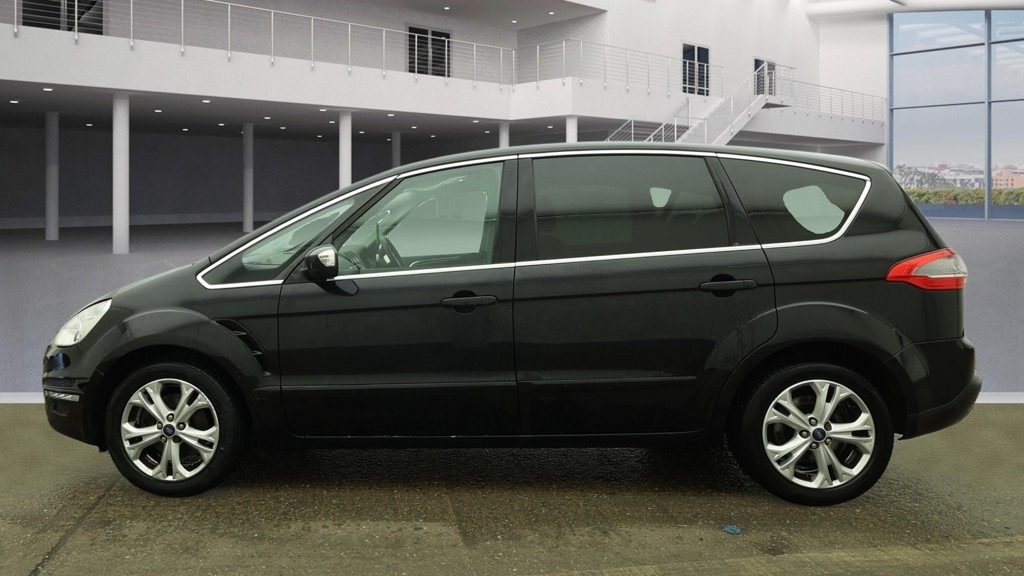 Used Ford S-Max 2013 for sale - 77271944: Photo 2