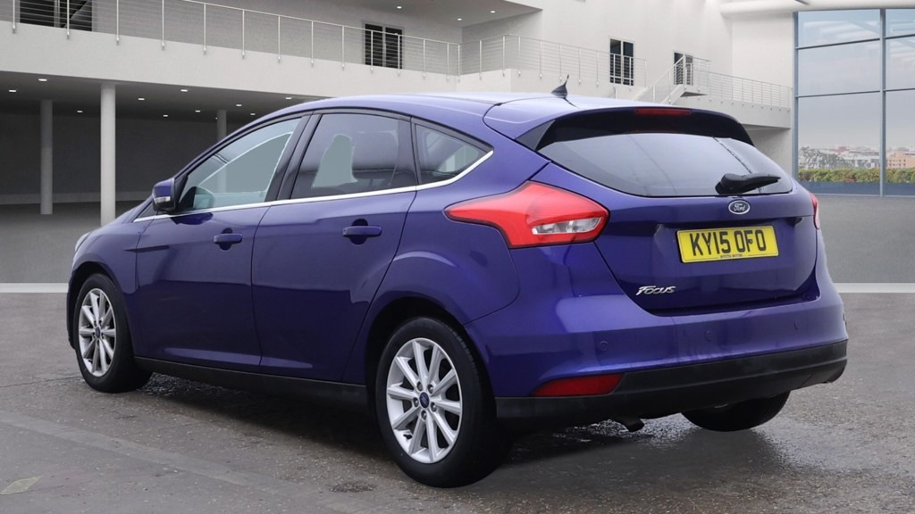 Used Ford Focus 2015 for sale - 76382521: Photo 2