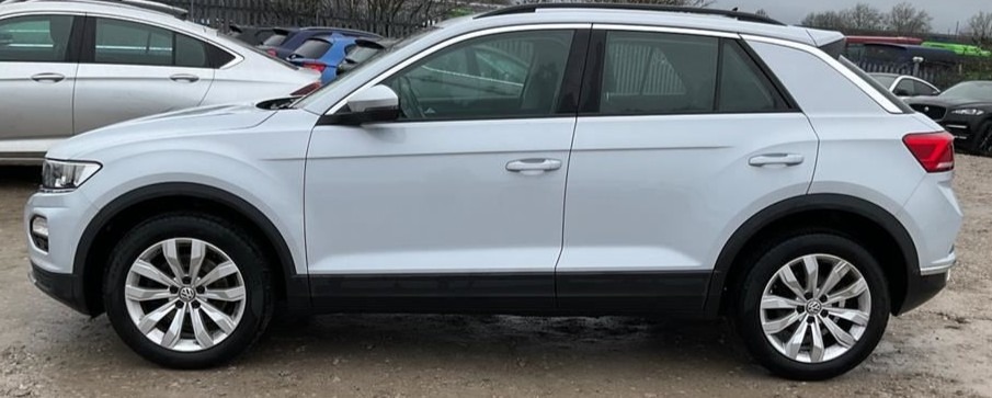 Used Volkswagen T-Roc 2018 for sale - 77391982: Photo 2