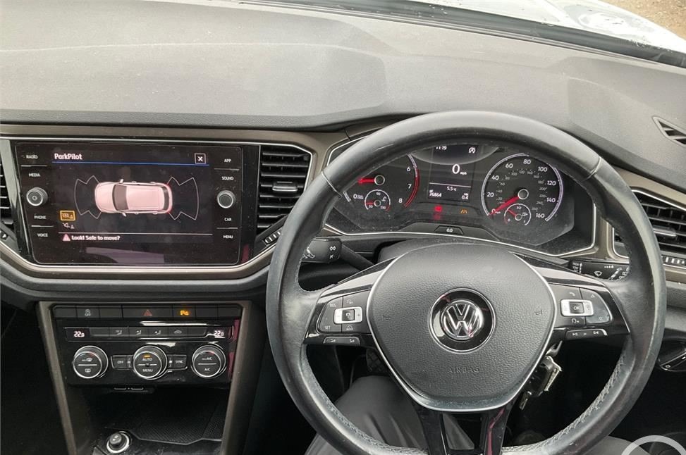 Used Volkswagen T-Roc 2018 for sale - 77391982: Photo 4
