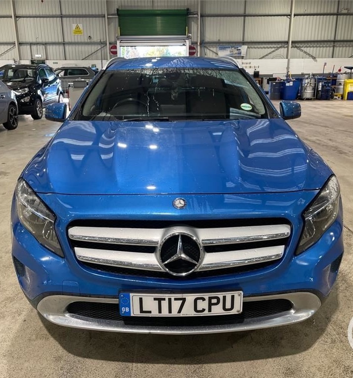 Used Mercedes-Benz GLA 2017 for sale - 76555369: Photo 2