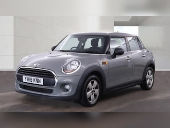 Used MINI Hatch 2018 for sale - 79571943: Photo