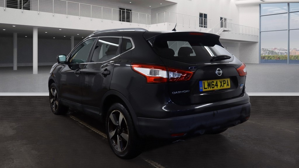 Used Nissan Qashqai 2014 for sale - 77220478: Photo 2