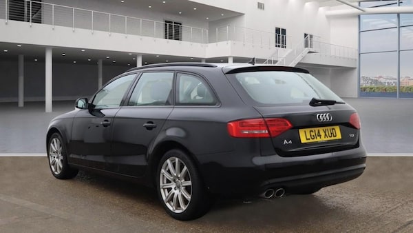 Used Audi A4 2014 for sale - 68348177: Photo 17
