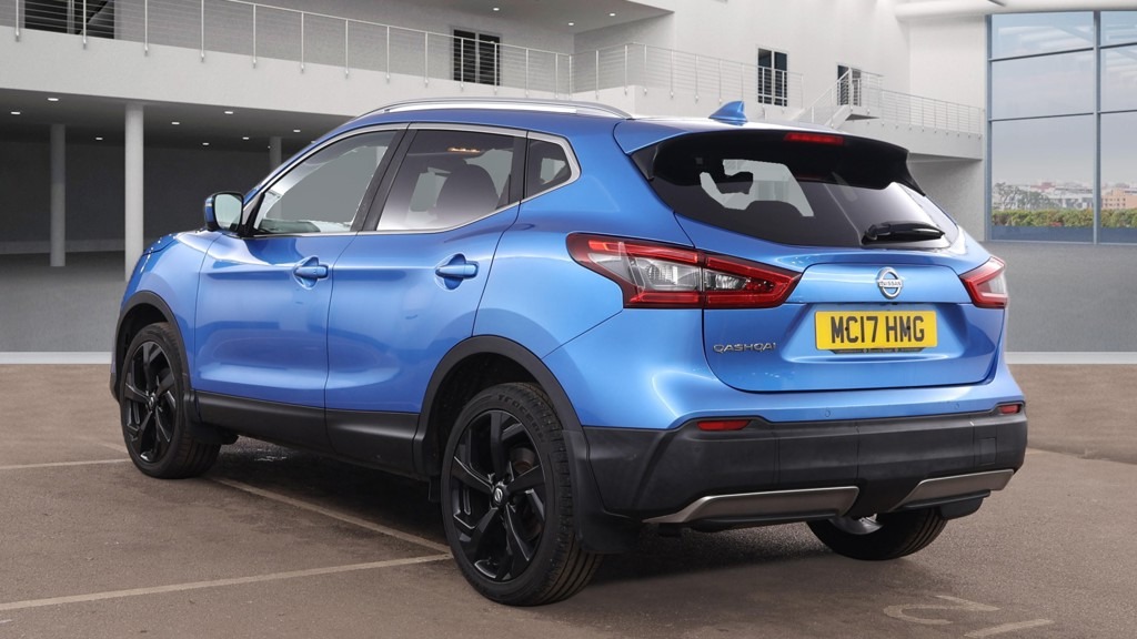 Used Nissan Qashqai 2017 for sale - 77403920: Photo 2