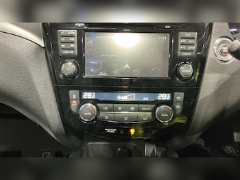 Used Nissan Qashqai 2017 for sale - 77403920: Photo