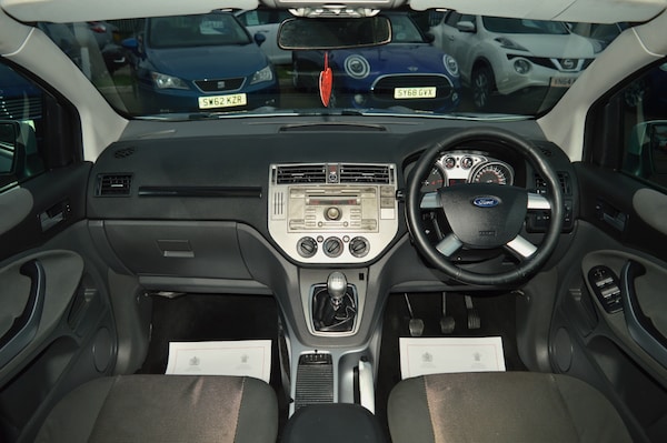 Used Ford Kuga 2010 for sale - 73782449: Photo 4