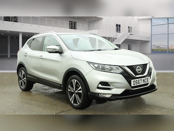 Used Nissan Qashqai 2017 for sale - 77245559: Photo