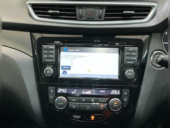 Used Nissan Qashqai 2018 for sale - 77718321: Photo