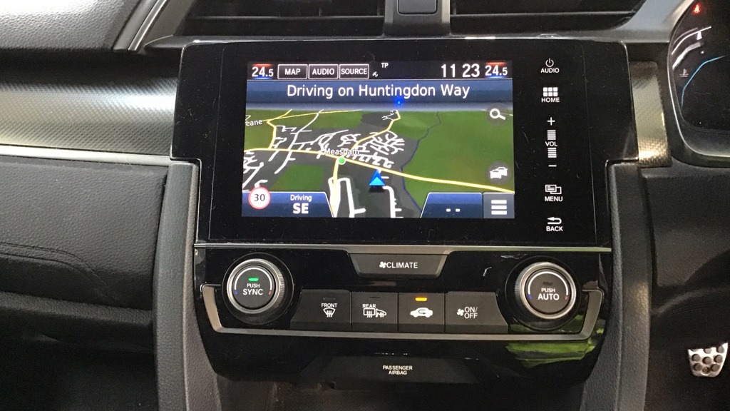 Used Honda Civic 2018 for sale - 77125106: Photo 3