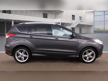 Used Ford Kuga 2015 for sale - 76477558: Photo