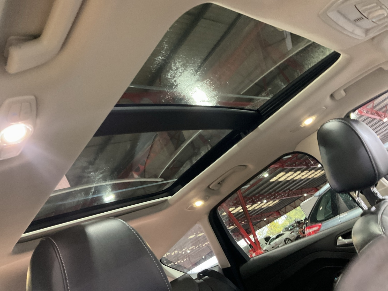 Used Ford Kuga 2015 for sale - 76477558: Photo 3