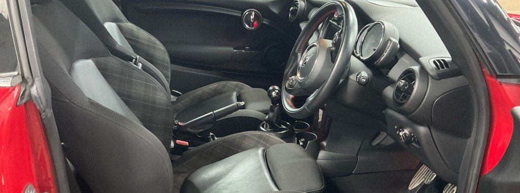 Used MINI Hatch 2019 for sale - 76322137: Photo 3