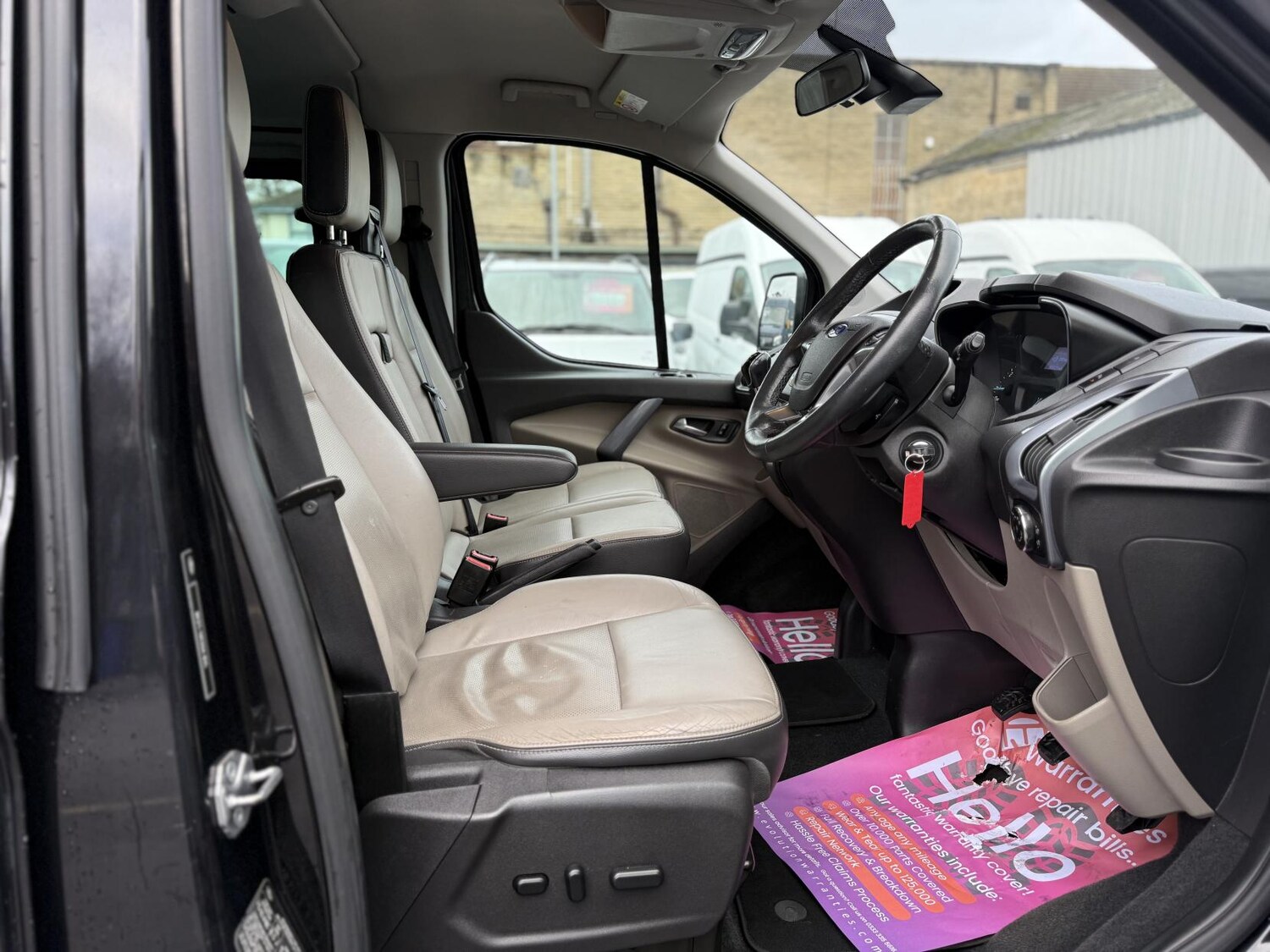 Used Ford Tourneo Custom 2015 for sale - 76911531: Photo 16