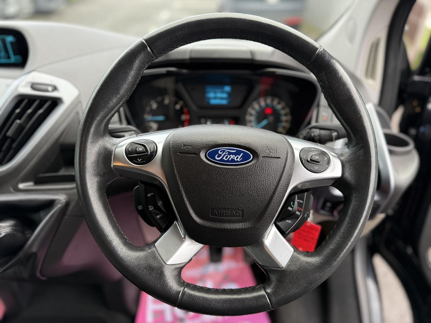 Used Ford Tourneo Custom 2015 for sale - 76911531: Photo 18