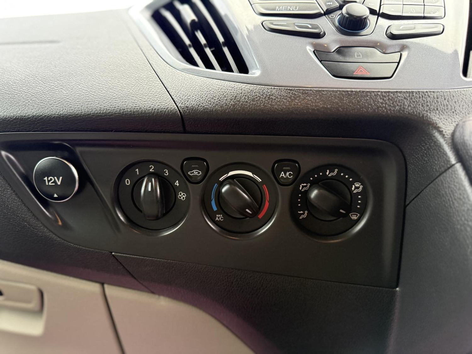 Used Ford Tourneo Custom 2015 for sale - 76911531: Photo 20