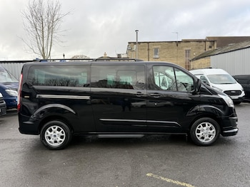 Used Ford Tourneo Custom 2015 for sale - 76911531: Photo