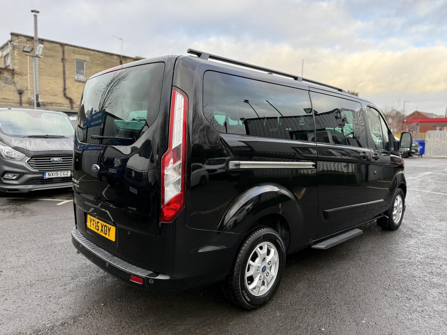 Used Ford Tourneo Custom 2015 for sale - 76911531: Photo 3