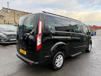 Used Ford Tourneo Custom 2015 for sale - 76911531: Photo