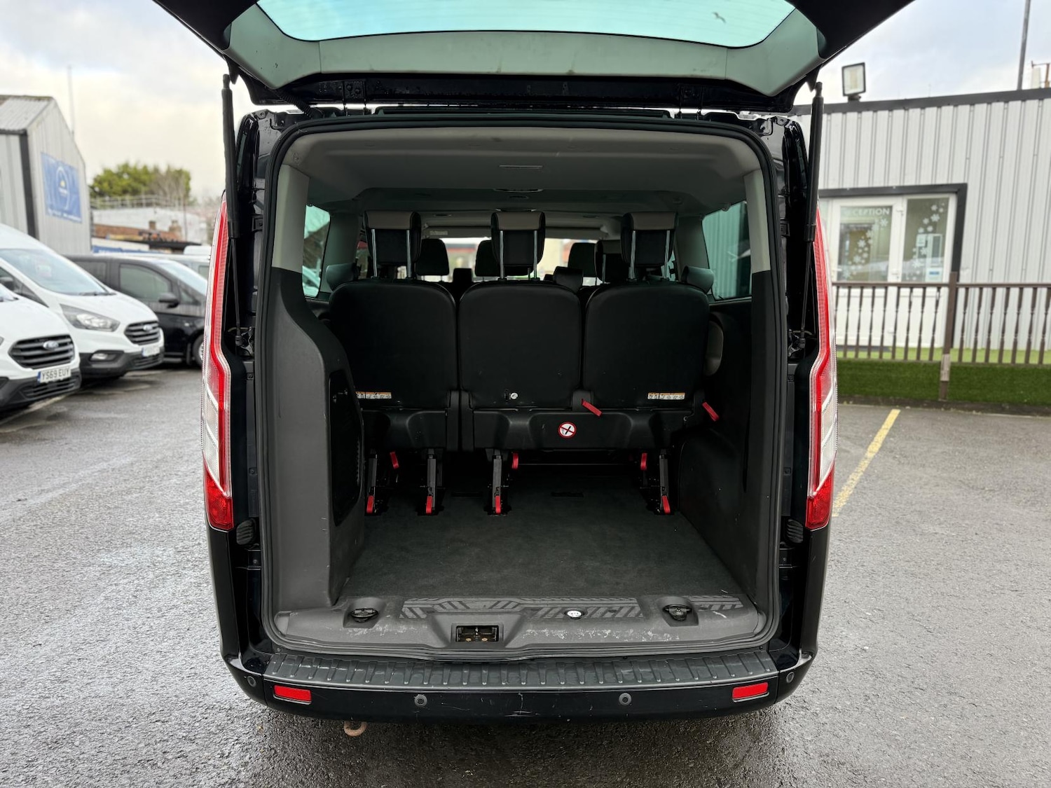 Used Ford Tourneo Custom 2015 for sale - 76911531: Photo 9